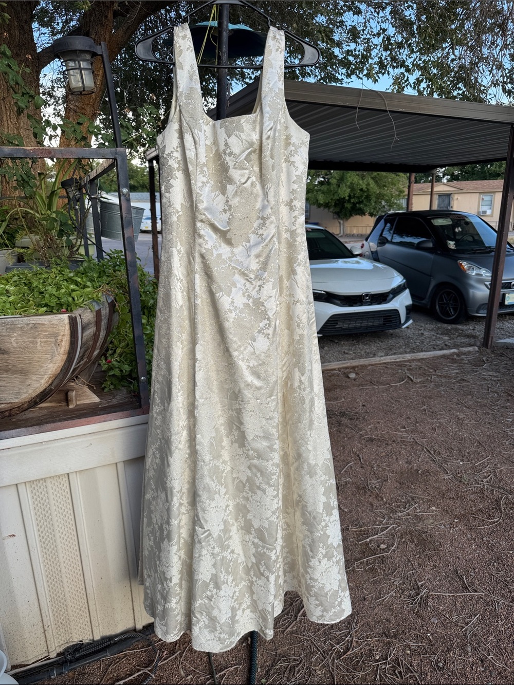 Scott McClintock Champagne Floral Jacquard Maxi Dress